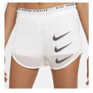 Nike Women’s Size Small White Adjustable Tempo Running Division Running Shorts